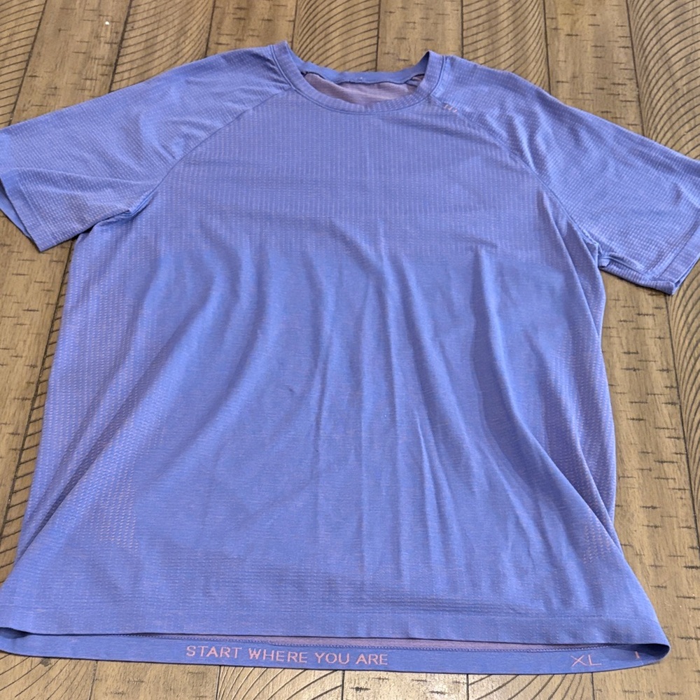 lululemon athletica Lavender Short Sleeve Tee